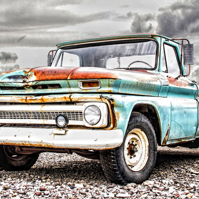 Truck on canvas with 3/4 standout bamboo edge