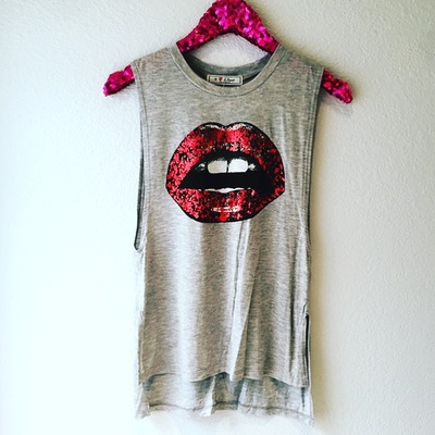 Lips Muscle Tank