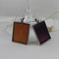 "Picture Perfect" Necklace in Tiger Lily Resin  - Thumbnail 2