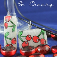 "Oh Cherry" Column Resin Necklace  - Thumbnail 1