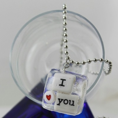 Word play pillow top necklace -  i ♡ you