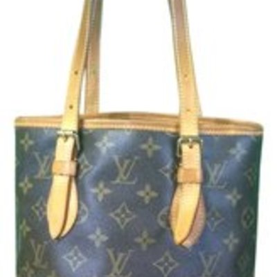 Louis vuitton bucket bag