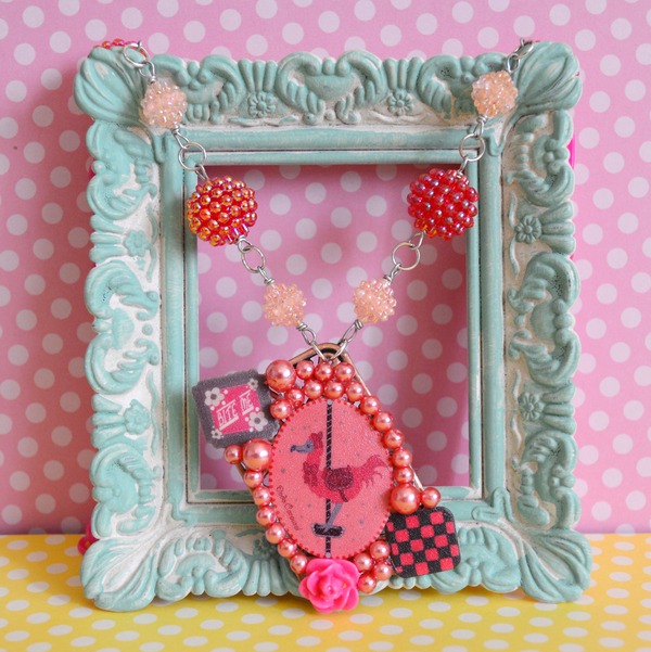 Dodo necklace red