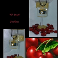 Gold Collection "Oh Snap!" Square Necklace - Thumbnail 2