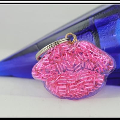 Pink "hot lips" keychain  - Thumbnail 3