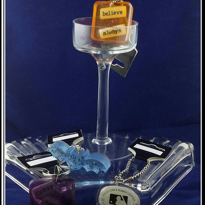 "quotes" keychain  - Thumbnail 2