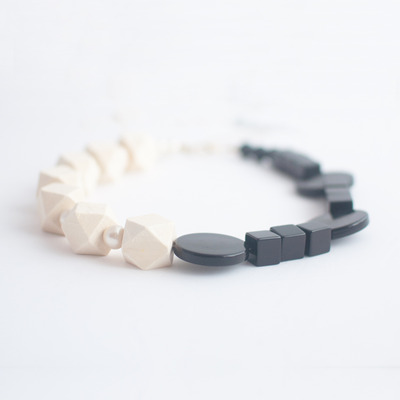 Black onyx wooden cotton pearls necklace nl1065