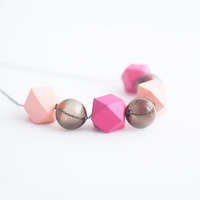 Pink Wooden Bead Glass Necklace NL1083 - Thumbnail 1