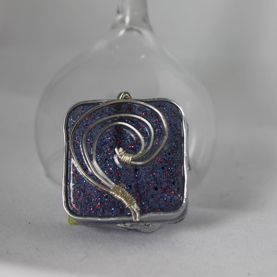 "conundrum" sterling silver aurora charm 