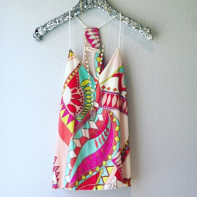 Bright Geometric Tank