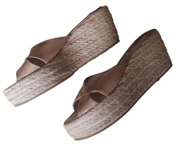 JIMMY CHOO Patent Leather Espadrille Sandals Tan Wedges