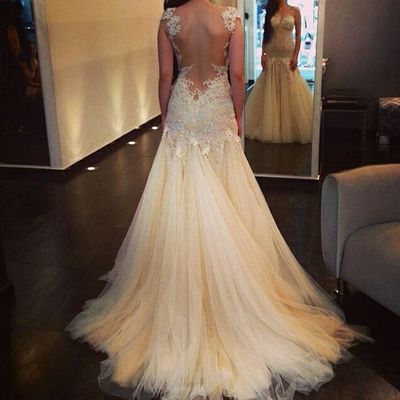 V-back sleeveless strapless tulle mermaid wedding dress,bridal gown