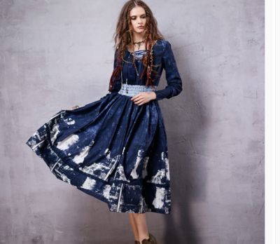 ARTKA ELASTIC WAISTLINE DENIM STITCHED ENVIRONMENTAL DYEING DRESS LA15058D