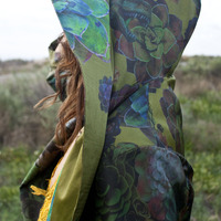 Solo trippin hoddie - Thumbnail 2