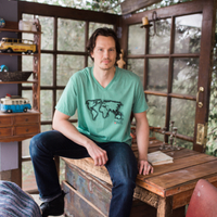 Mens V-neck world map tee Green - Thumbnail 1