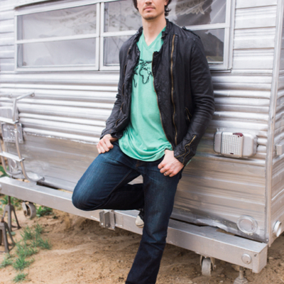 Mens v-neck world map tee green