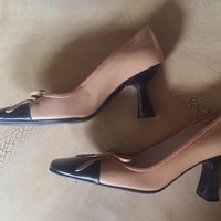 CHANEL Tan And Black Pumps - Thumbnail 1