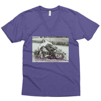 Bessie Stringfield v-neck - Thumbnail 4