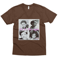 It's in the Eyes v-neck - Thumbnail 3