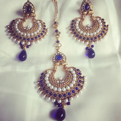Jaal tikka and earring set 