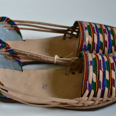 Women's caites/huaraches size 36 us 5.5