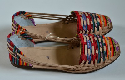 Women's Caites/Huaraches Size 38 US 7.5