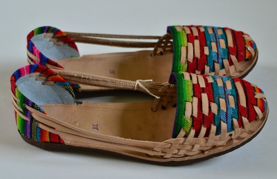 Women's Caites/Huaraches Size 38 US 7.5