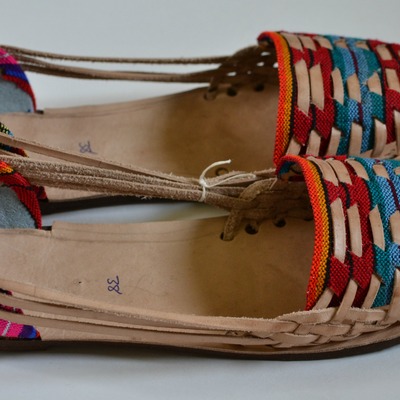 Women's caites/huaraches size 38 us 7.5