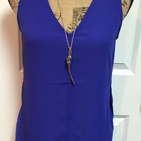 V-Neck Hi-Lo Tank - Thumbnail 2