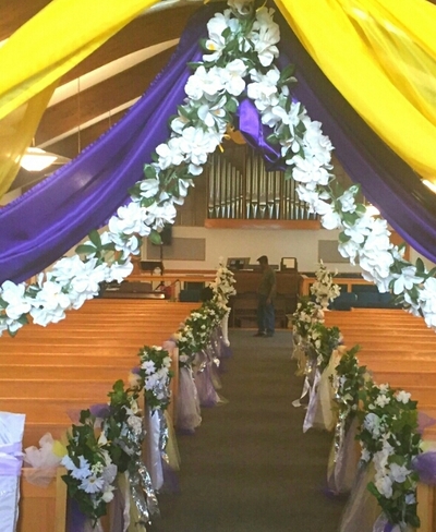 Rental: Church Pew Bows 