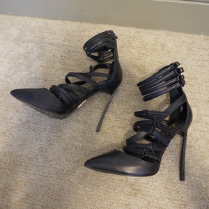 (7.5) Strappy Pointed Toe - Thumbnail 2