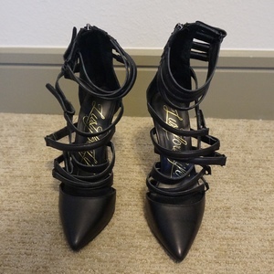 (7.5) Strappy Pointed Toe - Thumbnail 1