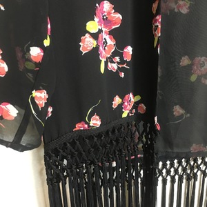 Floral Fringe Kimono - Thumbnail 1
