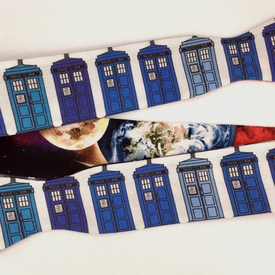 Doctor who tardis reversible head tie with galaxy print blue police box head wrap - Thumbnail 5