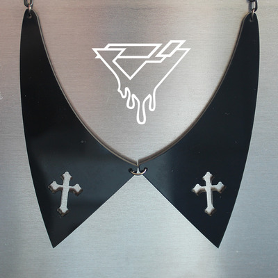 Double crossing collar necklace