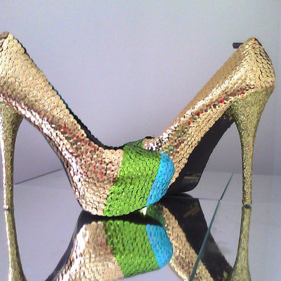 Gold/green sequin heel