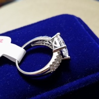 R565-1176 - Thumbnail 2