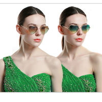 Heart Shaped Sunglasses - Thumbnail 3