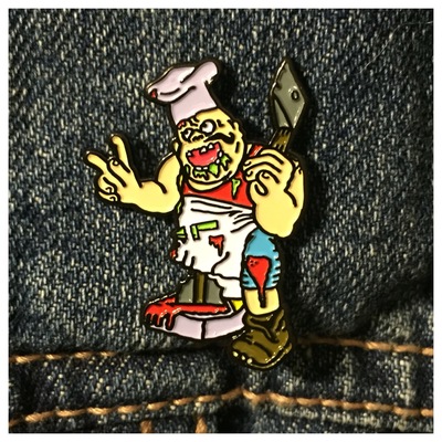 Pizza face enamel pin 108