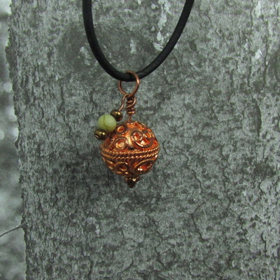 Copper ball neckalce