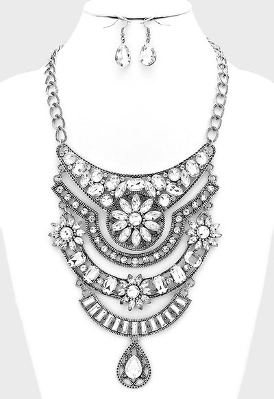 Valencia Bib Necklace Set