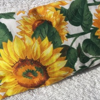 Soothing eye pillow in Sunflowers - Thumbnail 2