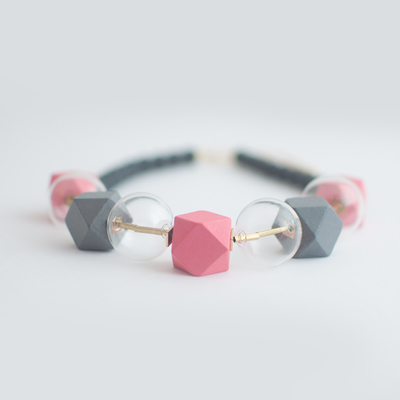 Pink grey glass necklace nl1110
