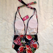 Pretty Florals Swimsuit - Thumbnail 2