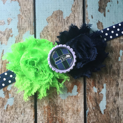 Girls seattle seahawks headband, girls seahawks shabby chic football hair bow - Thumbnail 1