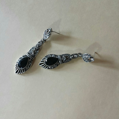 Vintage style crystal earrings