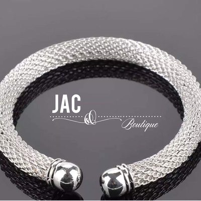 Mesh cuff bracelets - silver