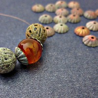 Fluted Bead Caps, Green and Rust Hand Patinated, 20 pcs: Sea Urchin Caps - Thumbnail 4