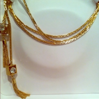 Stunning vintage wrap around chain