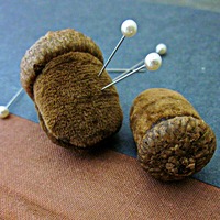 Mini Acorn Pincushions in Brown, Handmade Set of 2 - Thumbnail 1